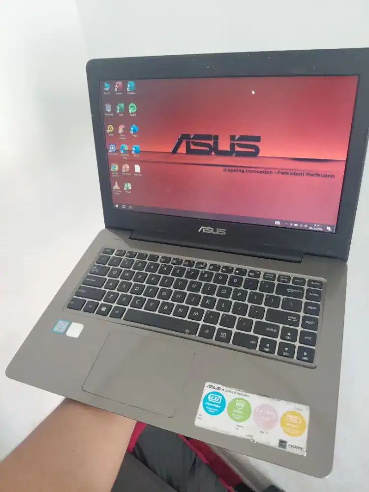 ASUS A456UQ I7 7500U/8/1TB/DUALVGA GAMING RENDER