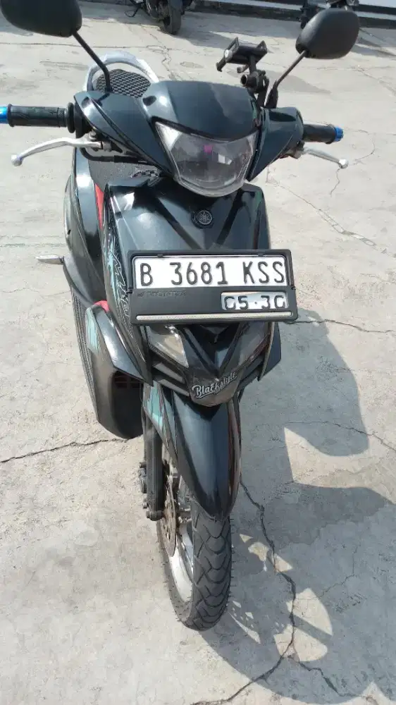 mio j gt hitam merah