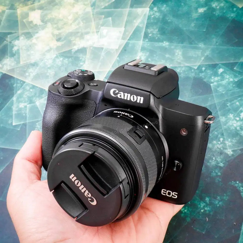 Canon M50 Mark II Kit 15-45mm. Fullset Mulus Sekali