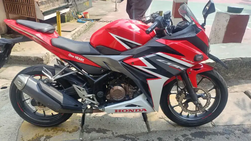 Cbr facelift low km