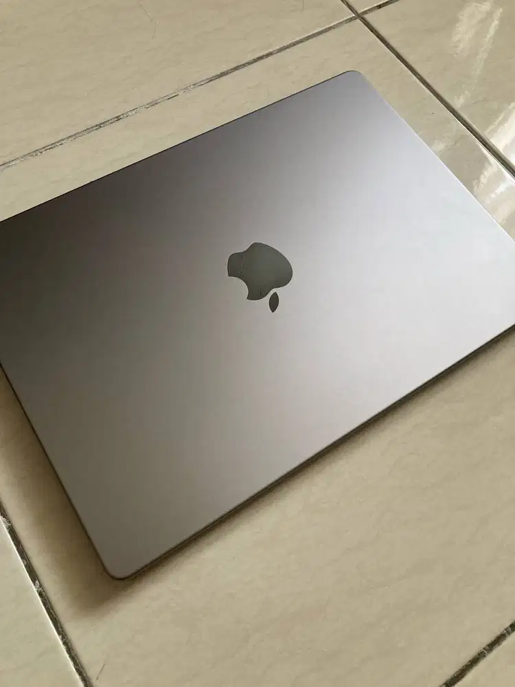 JUAL - MacBook Pro 14 2023 M2 Pro Space Gray