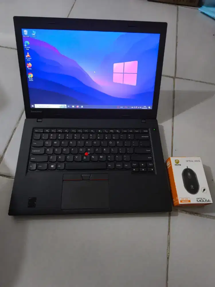 Lenovo thinkpad T450 core i3 gen5 8gb/256gb minus touchpad