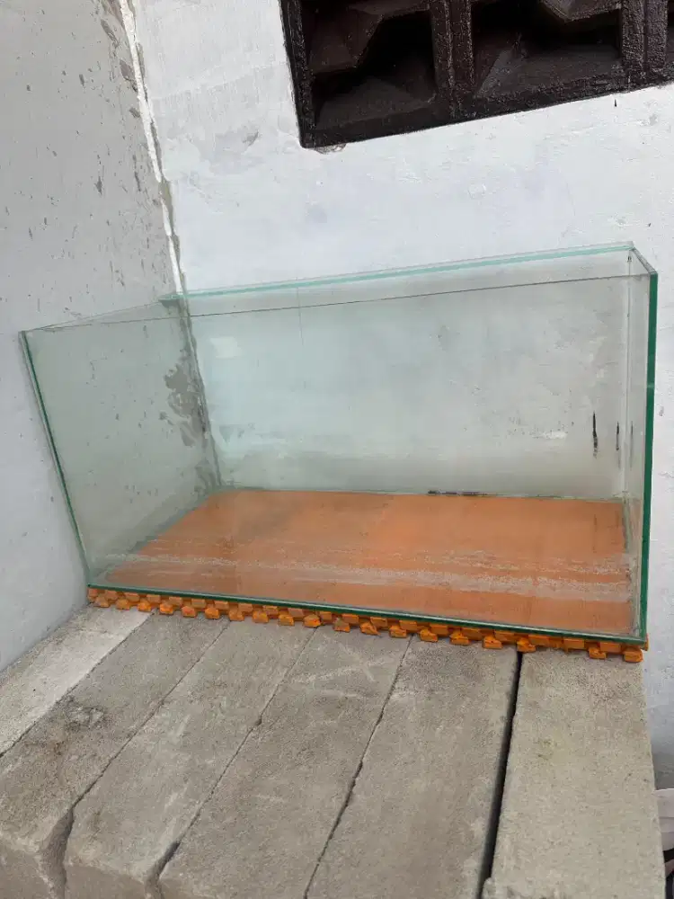 Aquarium bekas ukuran 60cm