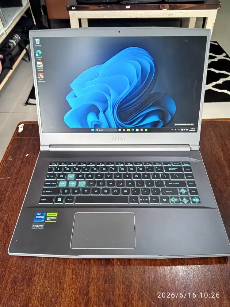 LAPTOP GAMING MSI THIN 15