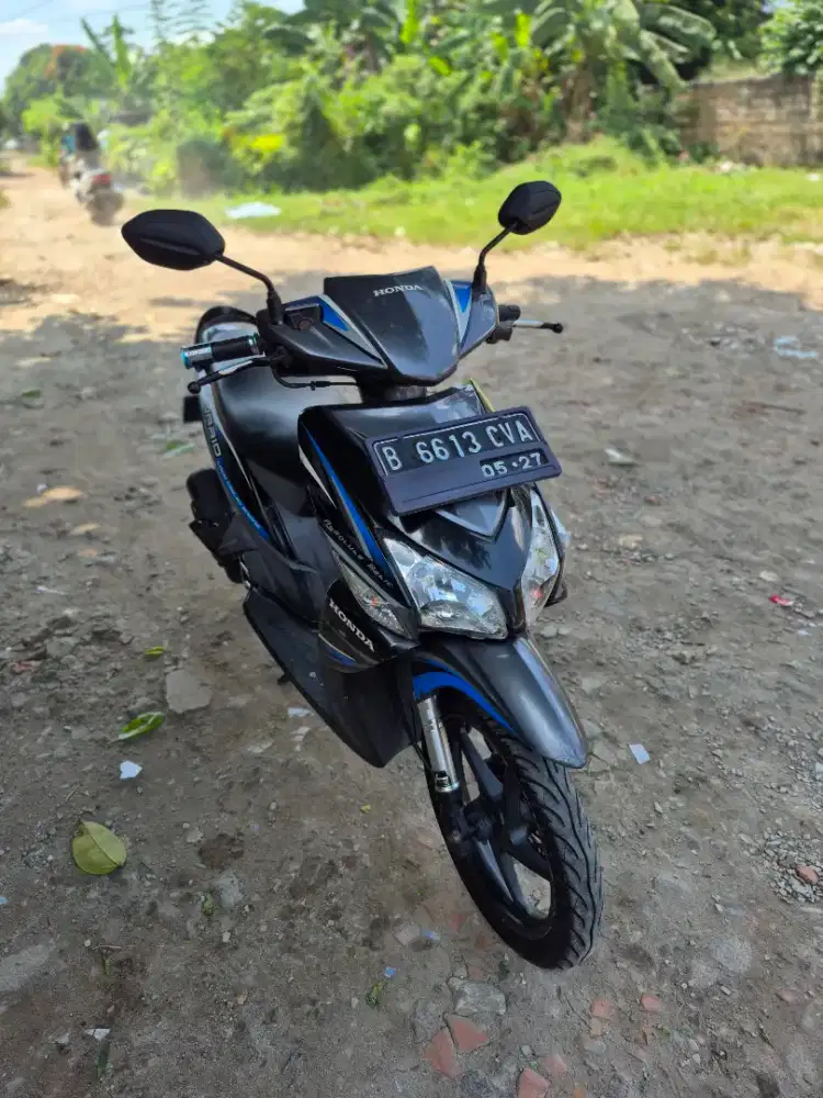 Jual Honda Vario karbu tahun 2012
