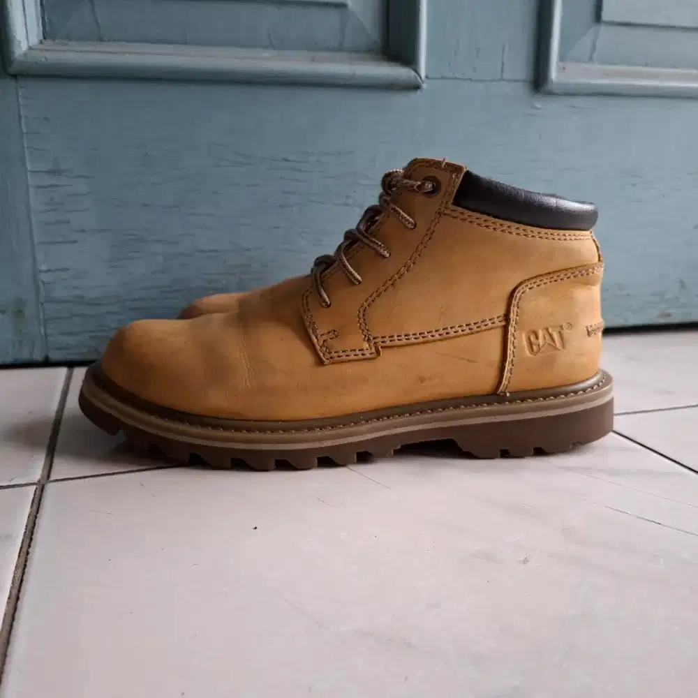 Sepatu CAT Caterpillar boot