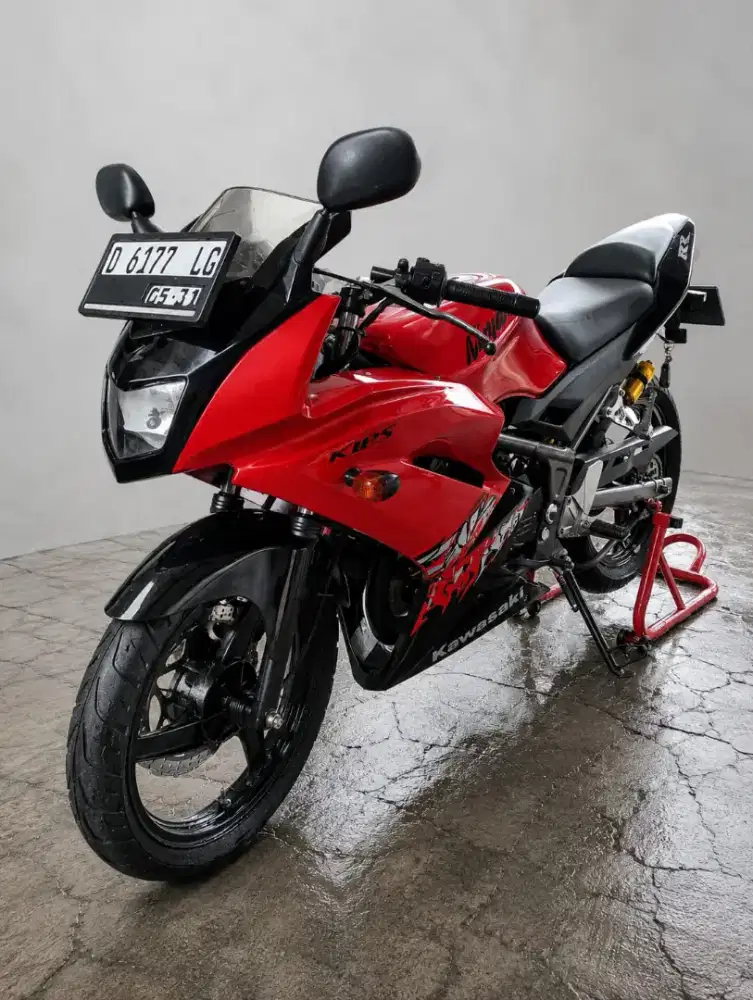 Dijual ninja rr new 2013 kondisi bagus, nego