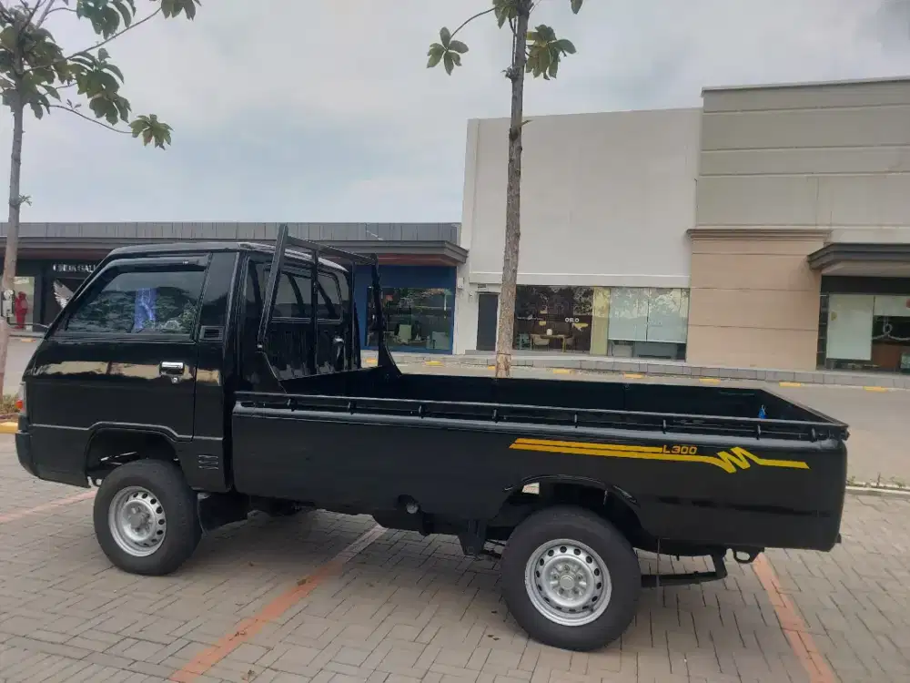 Mitsubishi L300 Euro4 2023 Akhir R/T/USB/BlueToothJVC/STNKKirHidup/Ori