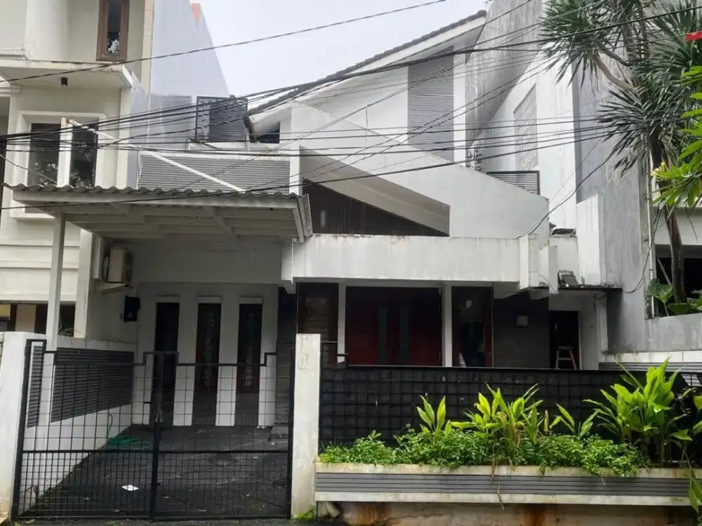 Rumah 2Lt di Kartika Alam Pondok Indah, Dekat Pondok Indah Mall