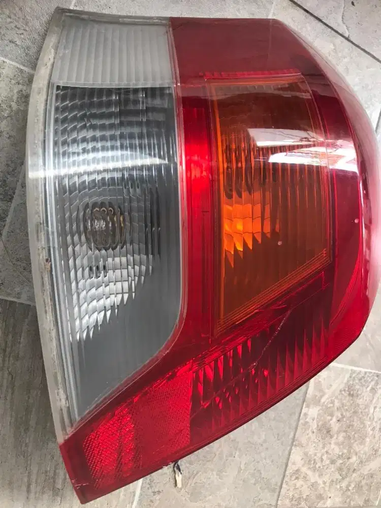 Headlamp belakang yaris type E 2012