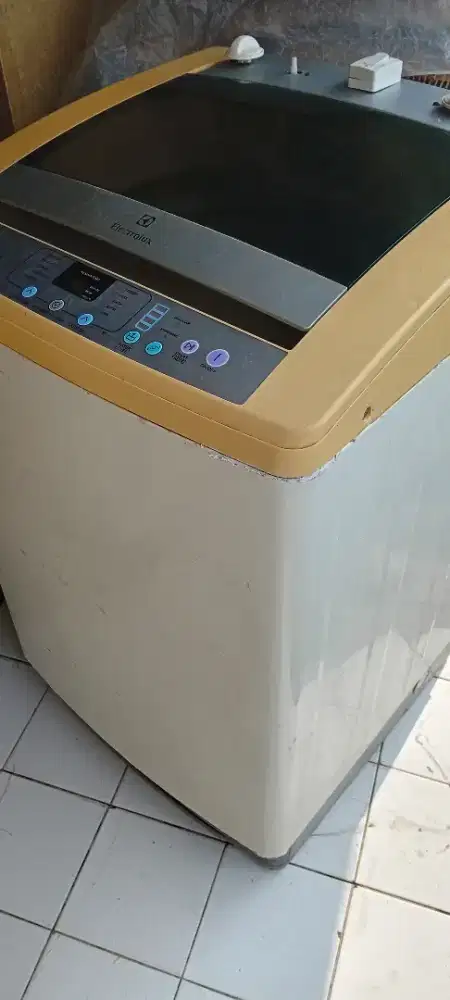 Jual mesin cuci electrolux 8,5 kg manual