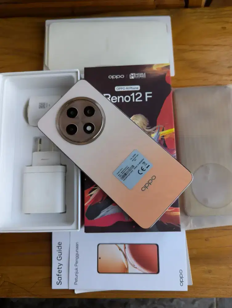 OPPO reno 12F 8/256