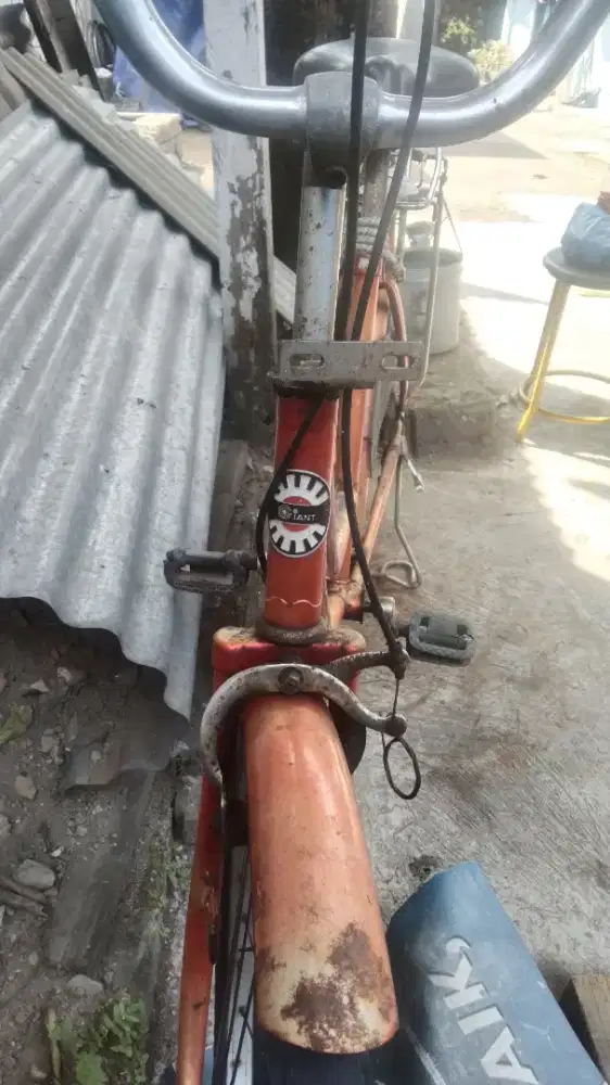 Sepeda merk Giant ban 26
