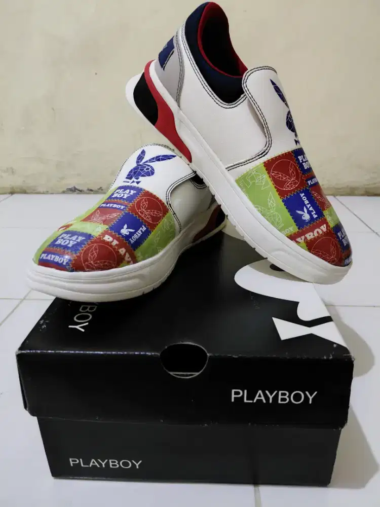 PLAYBOY sepatu pria
