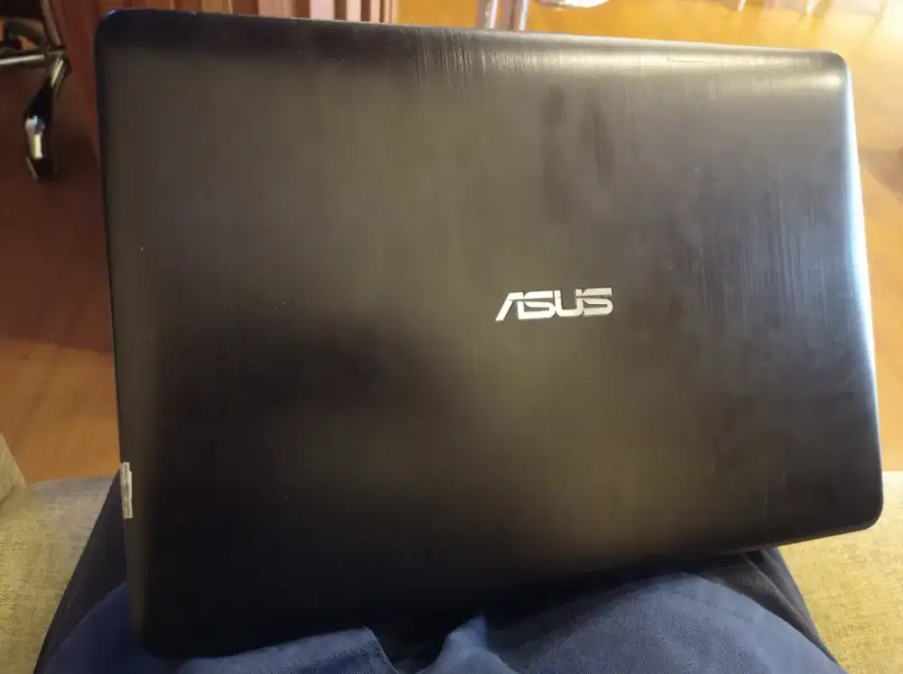 Laptop asus x441n laptop buat sekolah ram 4 SSD 128 istimewa