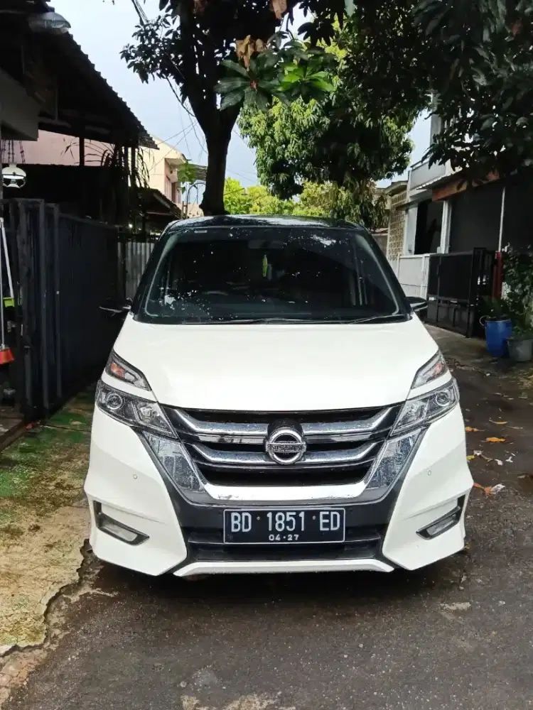 Nissan Serena HIGHWAYSTAR pajak panjang