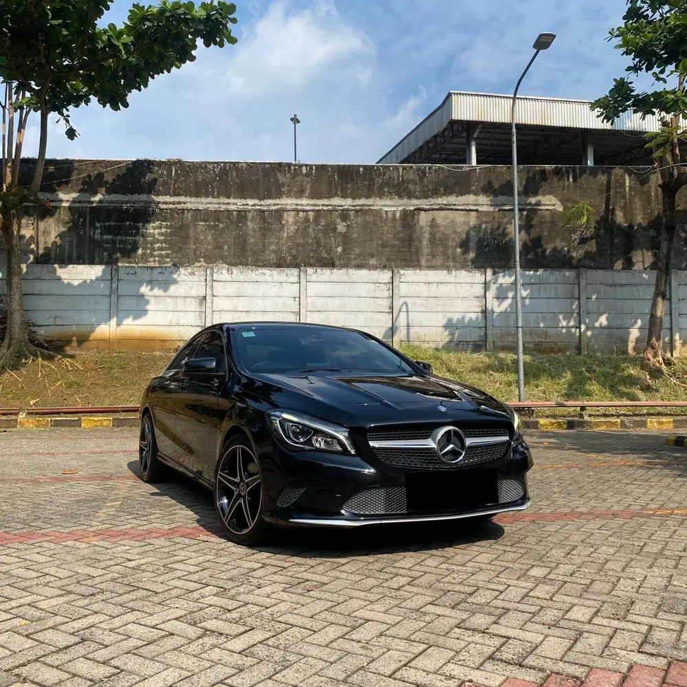 2016 Mercedes Benz CLA200 Urban 1.6 AT