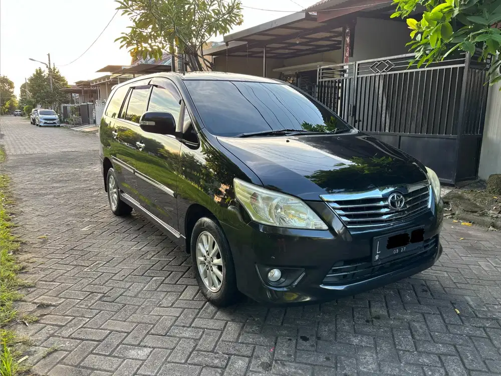 Toyota Kijang Innova 2012 V Diesel Matic