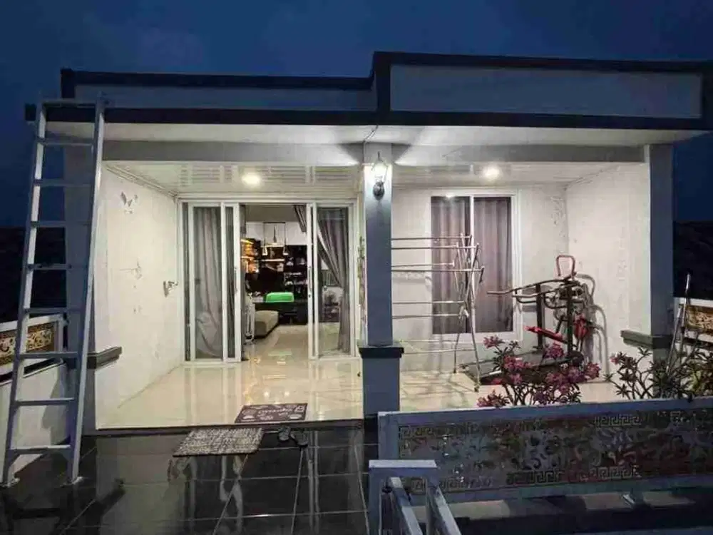 Rumah 2 Lantai Bukit Cilegon Asri