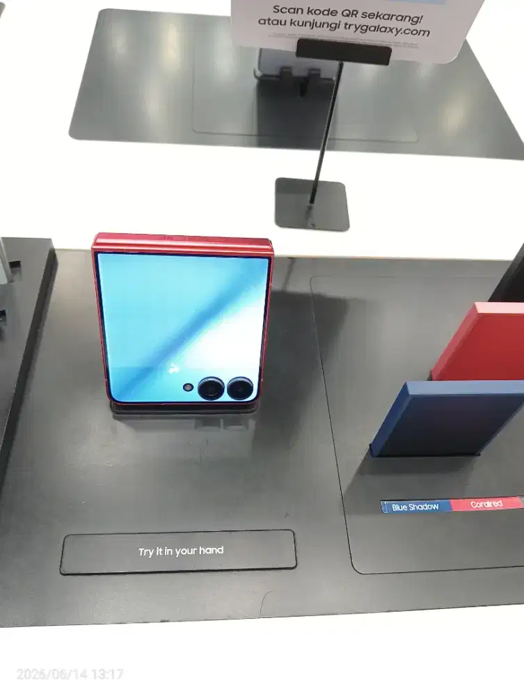 Samsung Galaxy Flip7