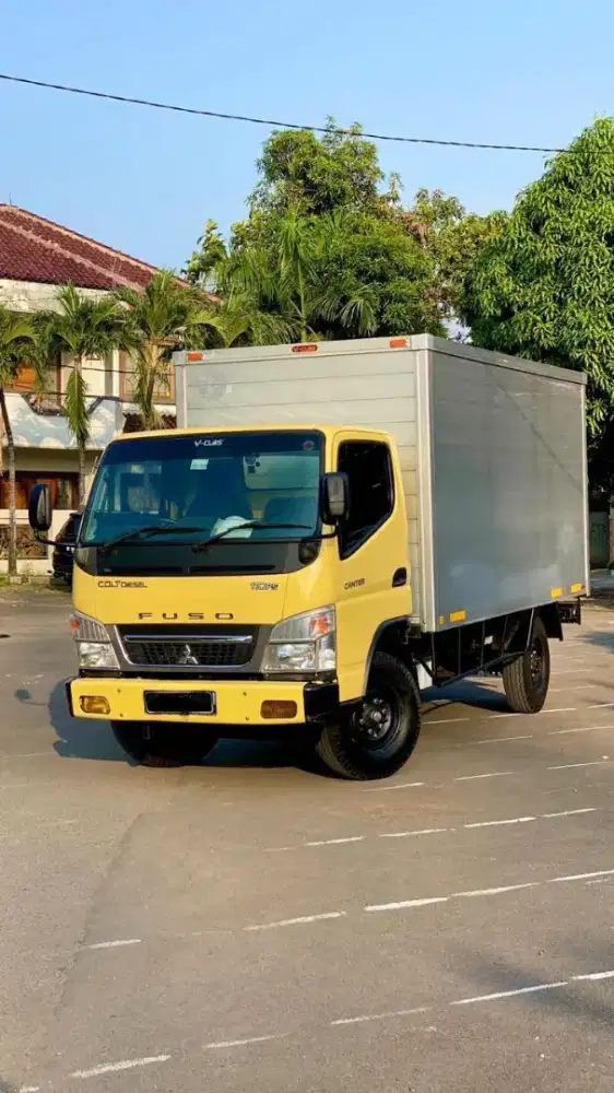 Mitsubishi Box Canter Engkel Long 2019