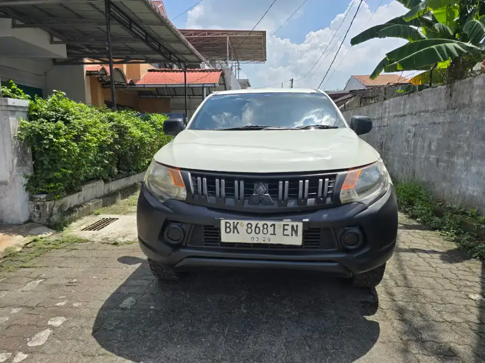 Mitsubishi Triton HDX Double Cabin 4x4 thn 2018 pemakaian 2019