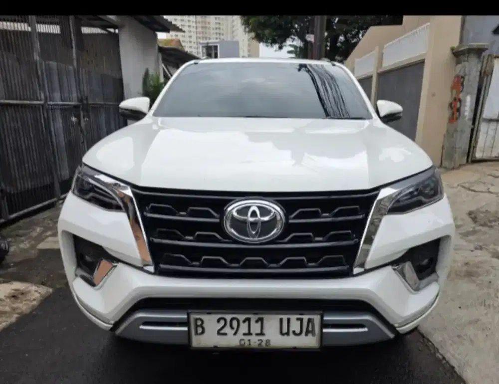 Toyota Fortuner VRZ 2.8 Diesel Matic NIK 2022