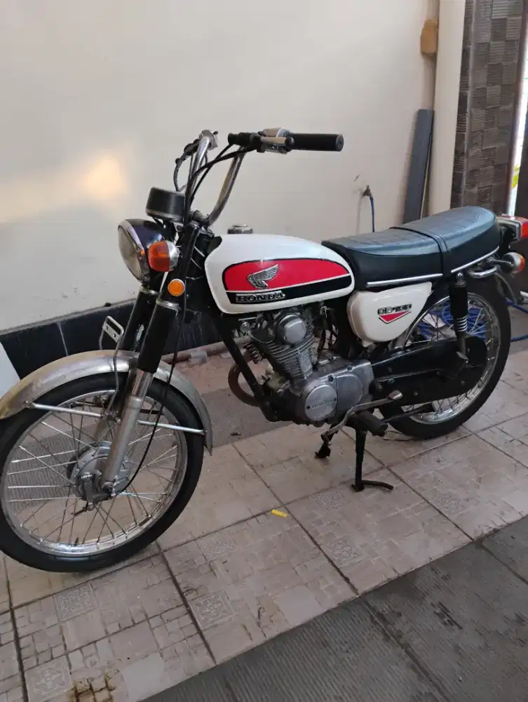 Cb 100 tahun 1974