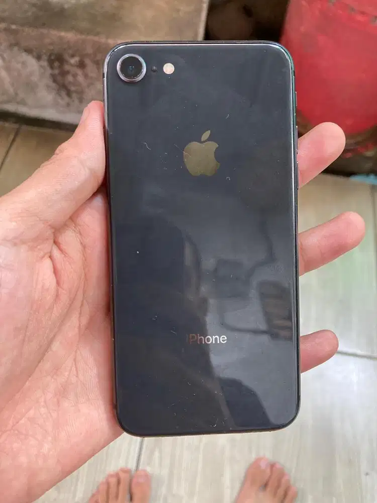 Jual iPhone 8 64gb LL/A