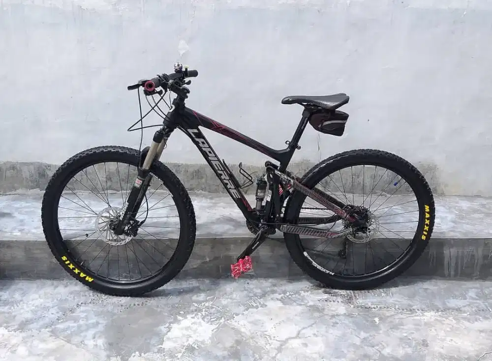 Sepeda montain bike