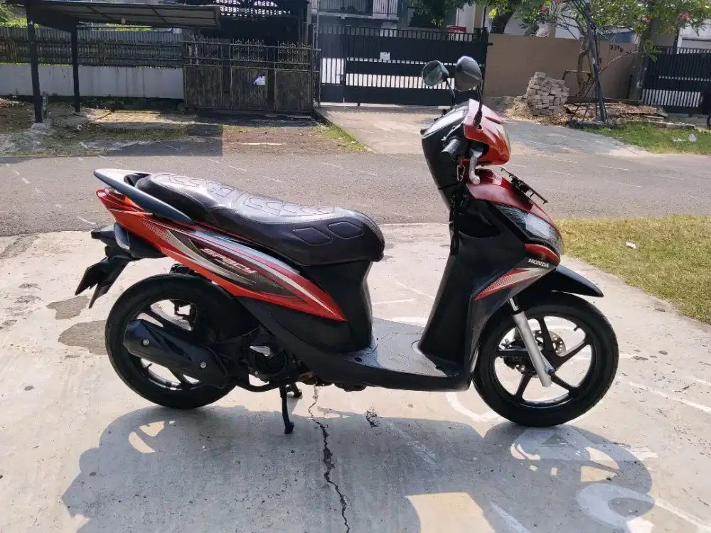 Honda Spacy 2011