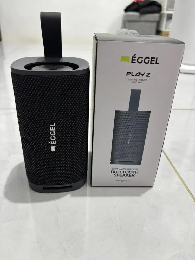 Eggel play 2 like new
