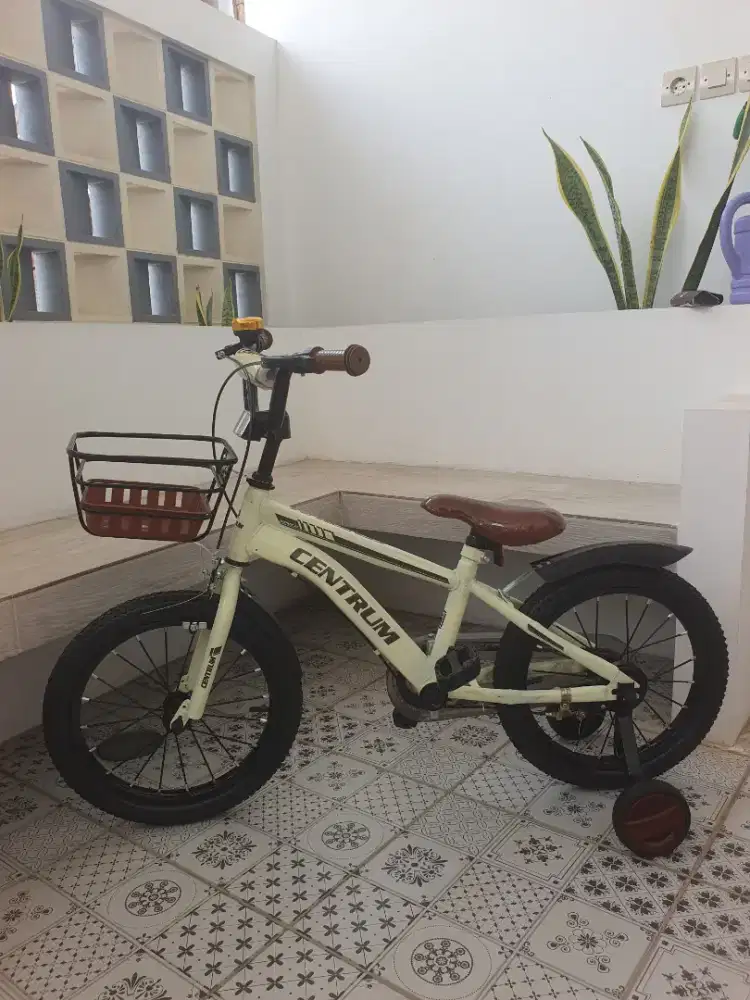 Dijual sepeda anak merk Centrum 16 inch
