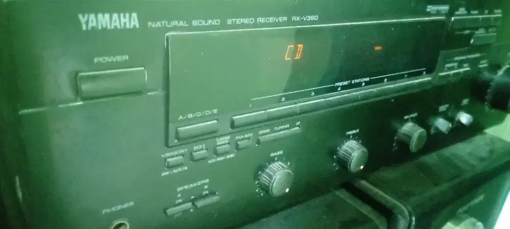 Amplifier Yamaha RK -V390