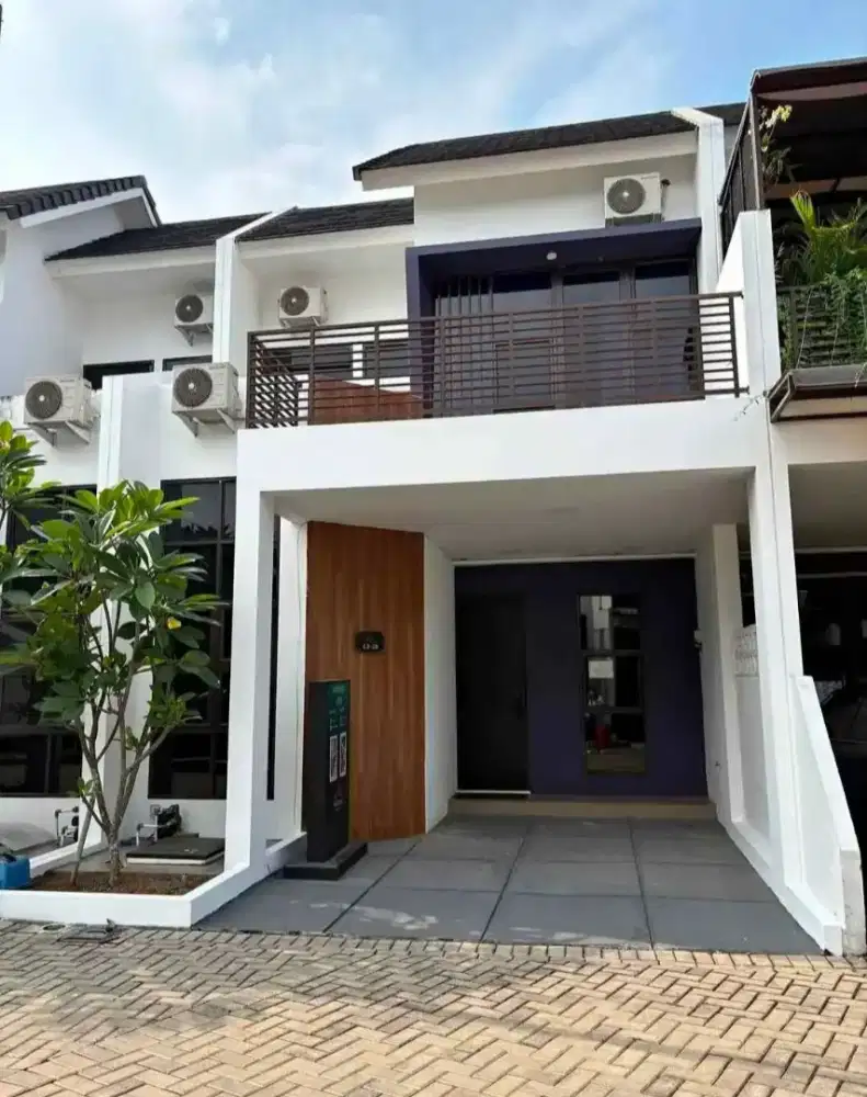 Rumah 2 Lantai Cluster Kristal Karawaci dekat lippo karawaci & gading