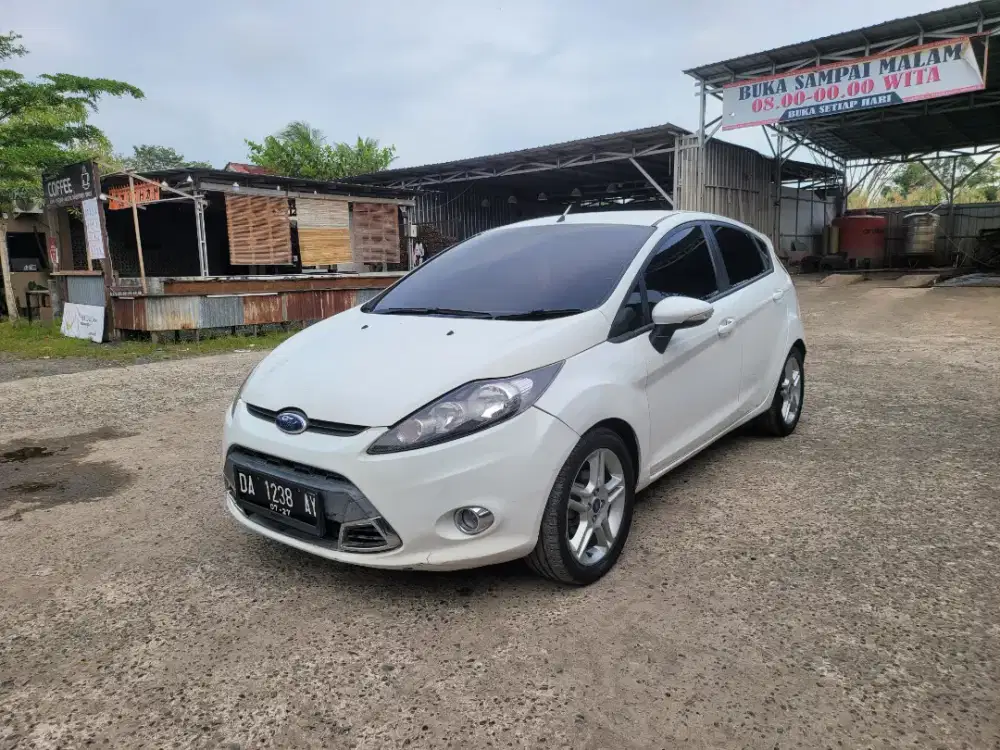 JUAL CEPAT FORD FIESTA S 2011 MATI