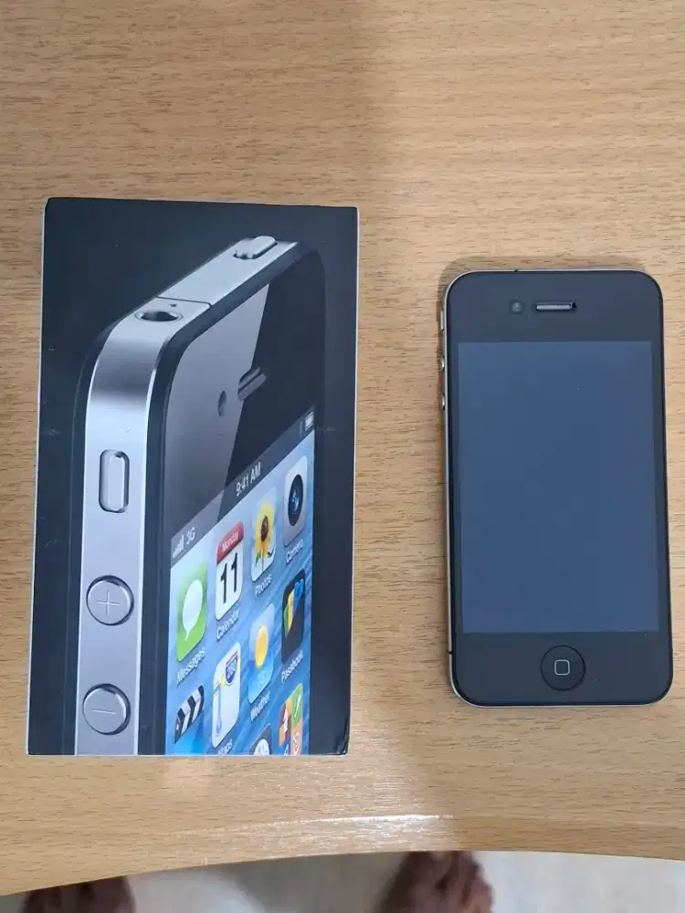 DIJUAL IPHONE 4 WARNA HITAM