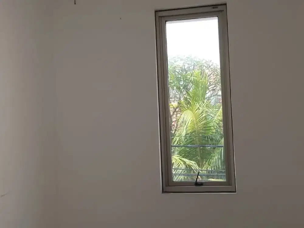 Rumah Hoek Grand Galaxy Bekasi Disewakan *n1399mur