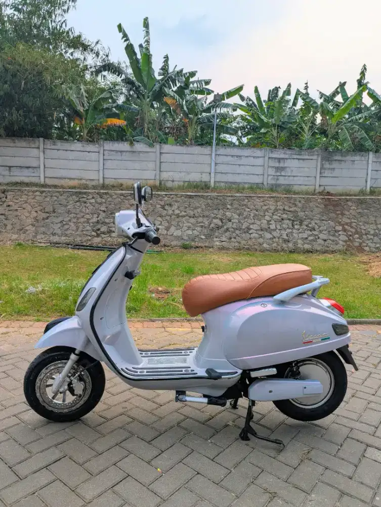 UNWIFLY 2024 (vespa listrik)