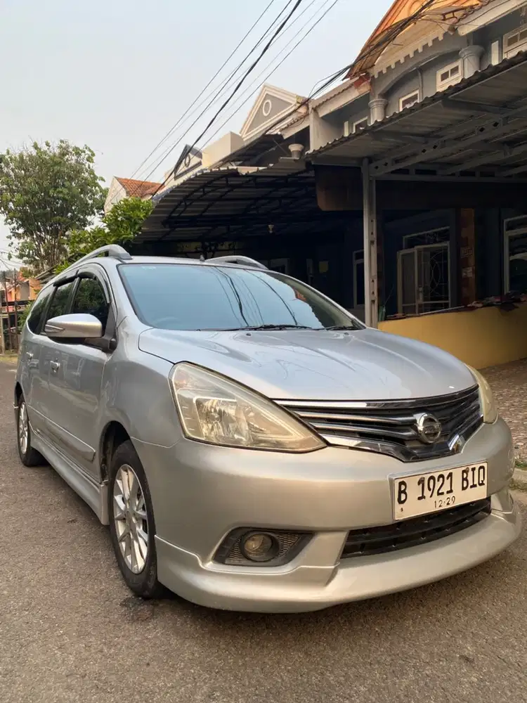 Nissan Grand livina 2014 Bensin