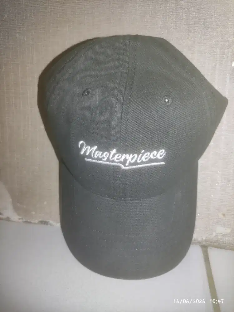 Topi baseball baru