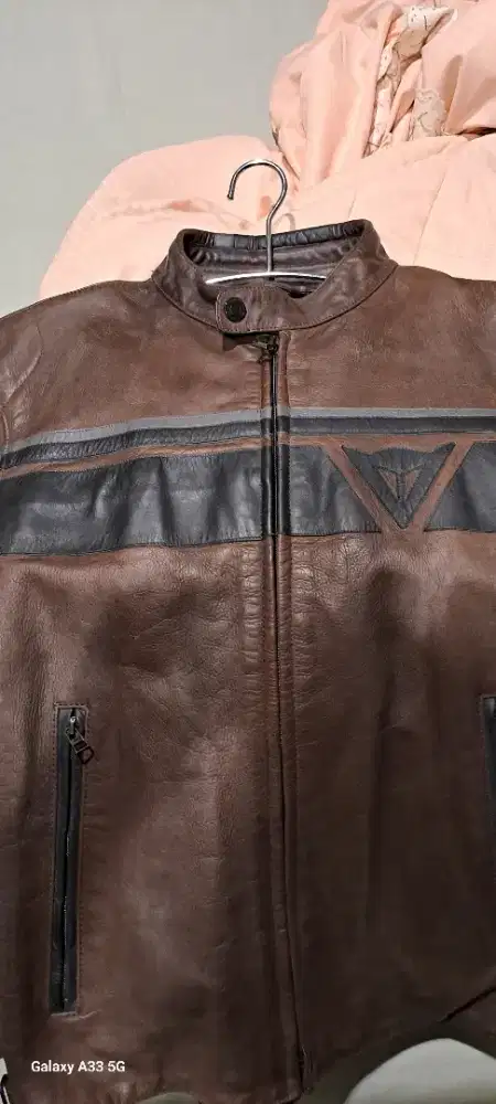 Jaket kulit motor Dainase
