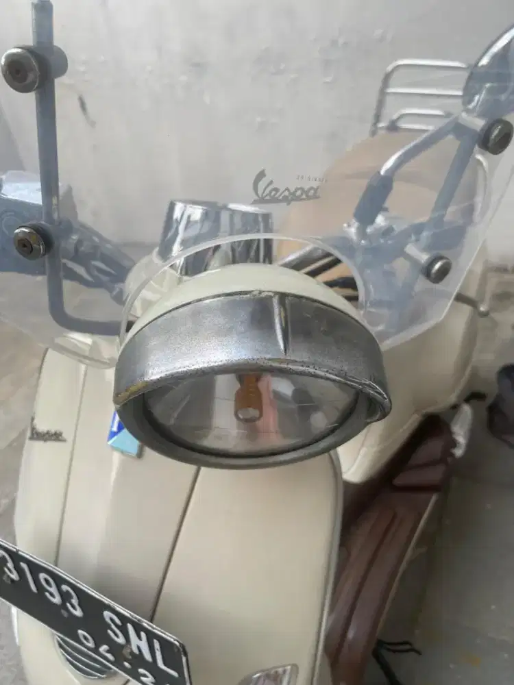 Vespa LXV 150 - Model Rare