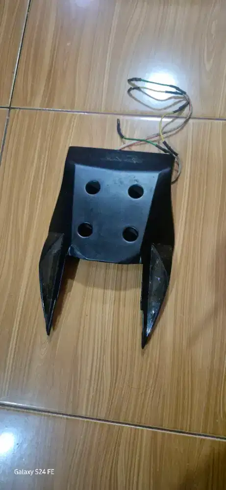 JUAL FENDER R15 V3 MASIH OKEE
