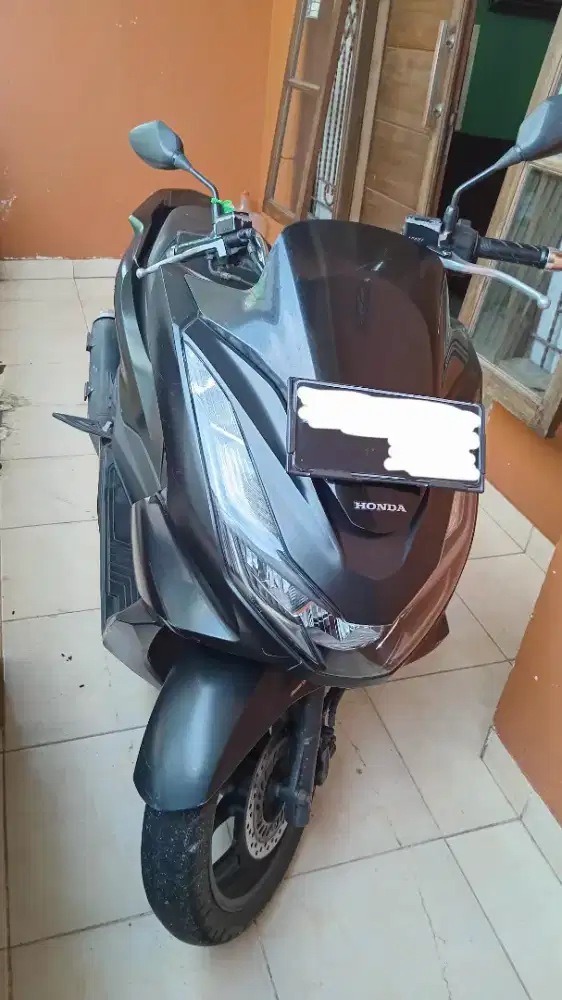 BU PCX 160 tahun 2021 Hitam