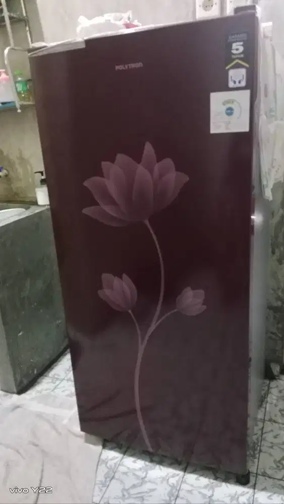 Dijual kulkas merk Polytron