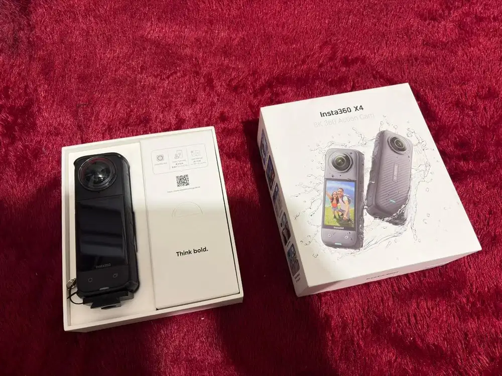 Insta360 x4 fullset garansi resmi panjang, like new