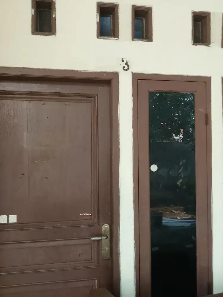 Kontrakan kosong