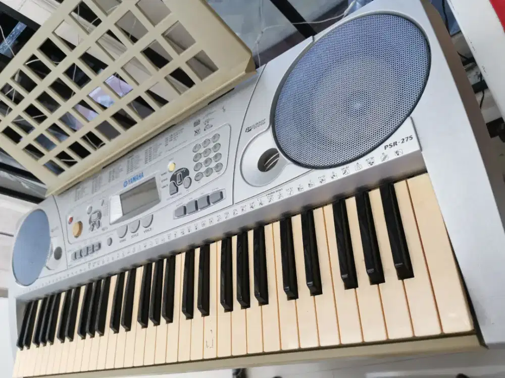 Yamaha orgen psr 275 normal