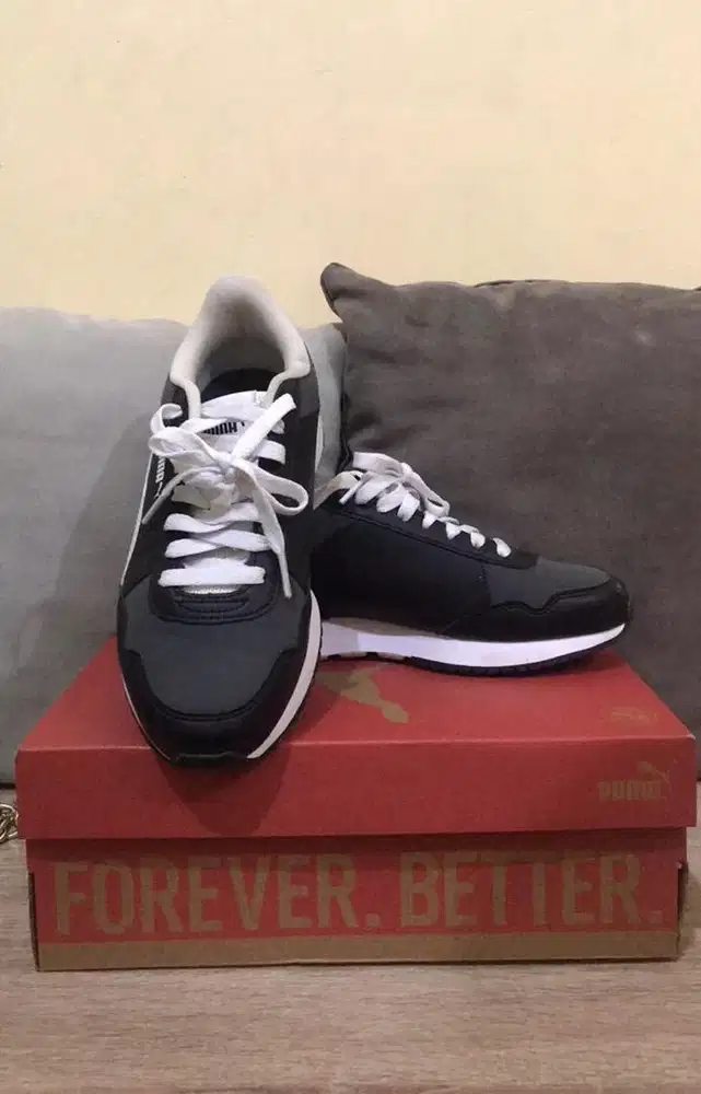 Sepatu Puma Adaptor wanita